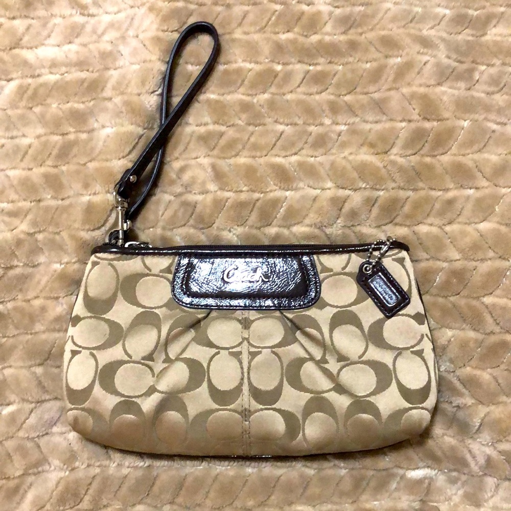 Tan Coach Clutch
